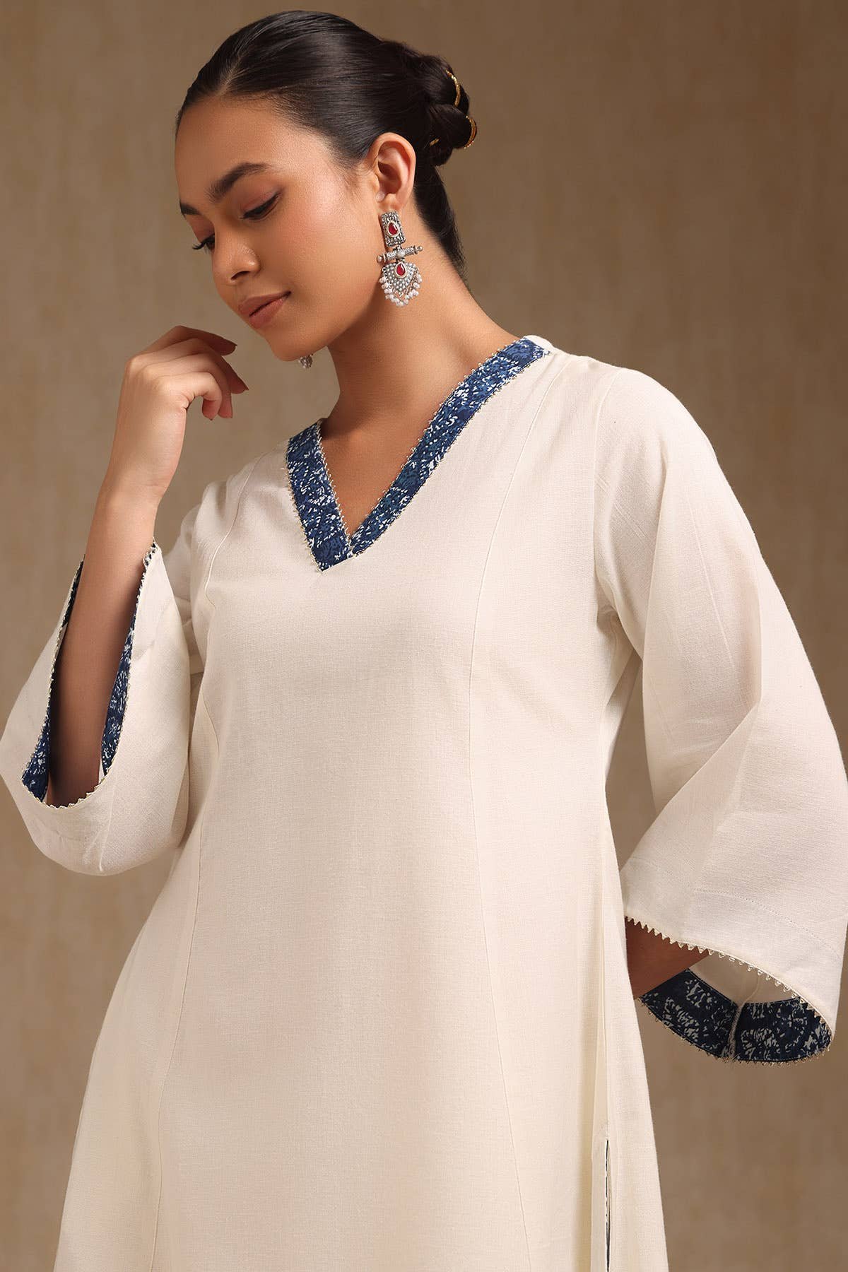 Off White Cotton Contrast Printed V-Neck A-Line Kurta